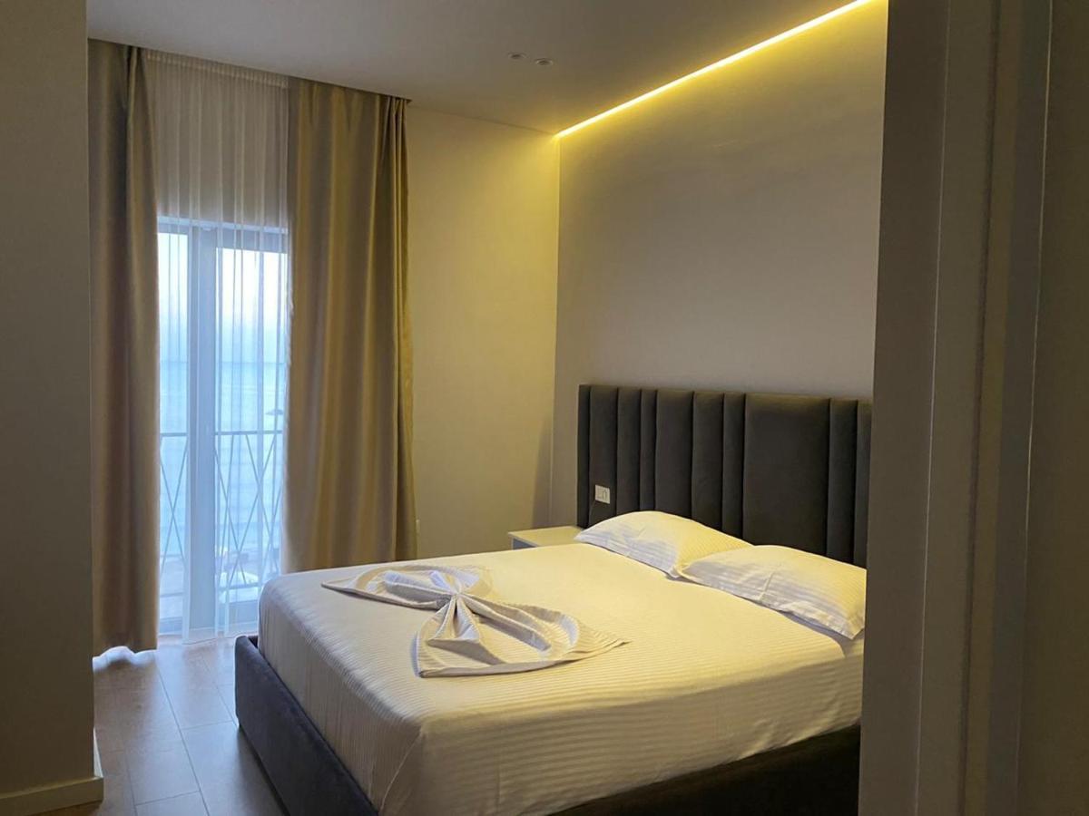 Hotel Alion Дуррес Екстер'єр фото