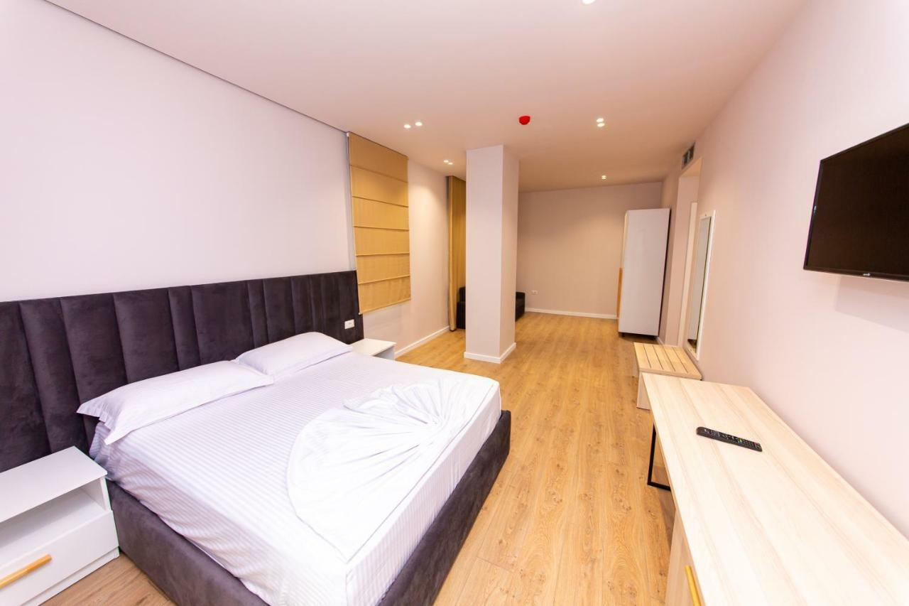 Hotel Alion Дуррес Екстер'єр фото