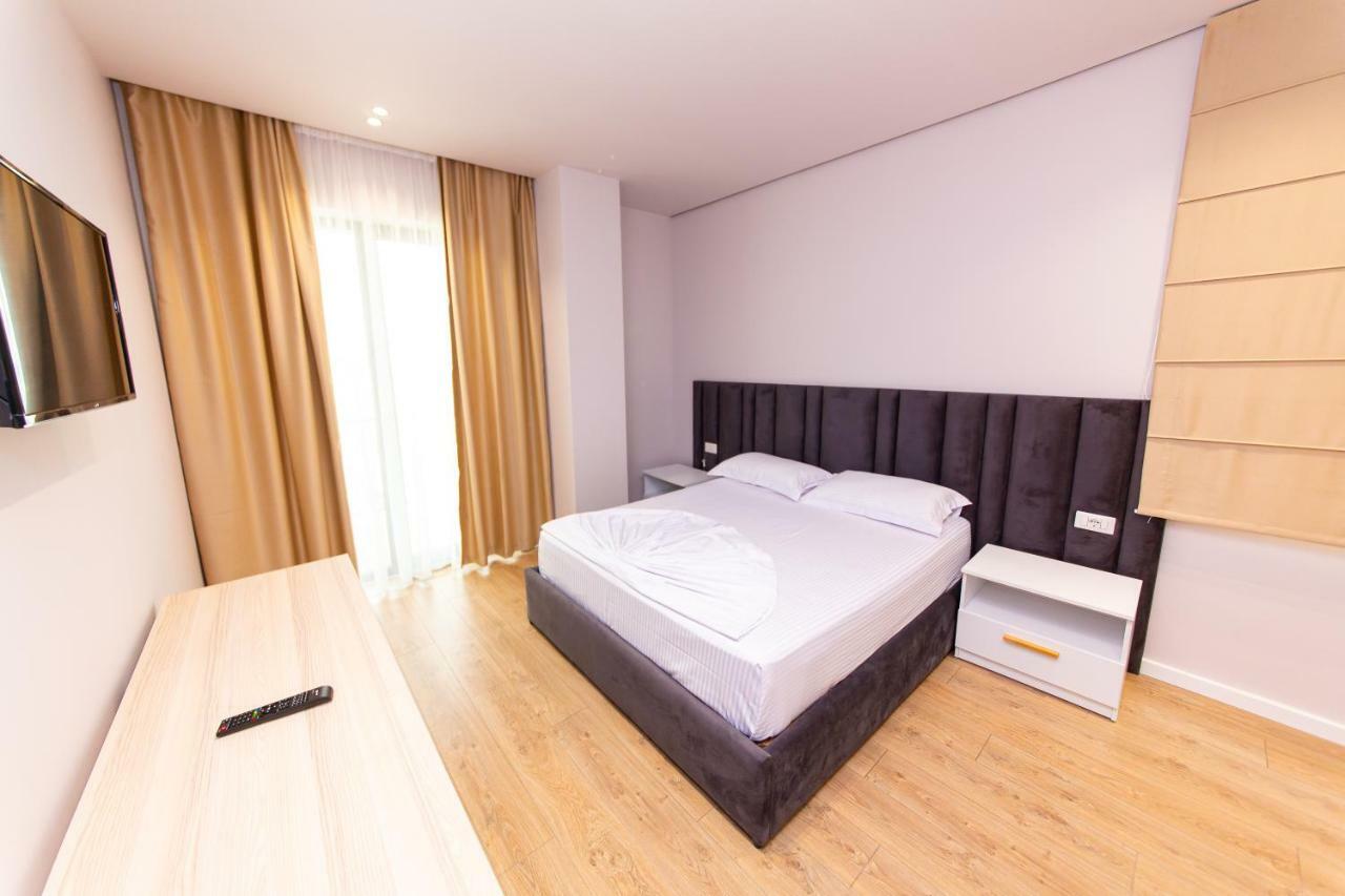 Hotel Alion Дуррес Екстер'єр фото